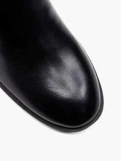 Black Heeled Ankle Boot With Zipper Detail