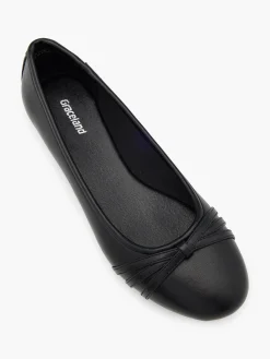 Ladies Black Ballerinas