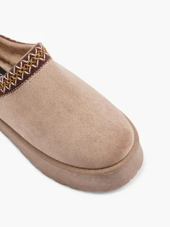 Slip On Shoe With Embroidery Detail